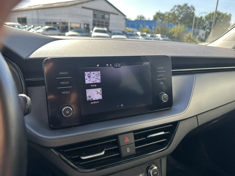 Vehicle Image 40