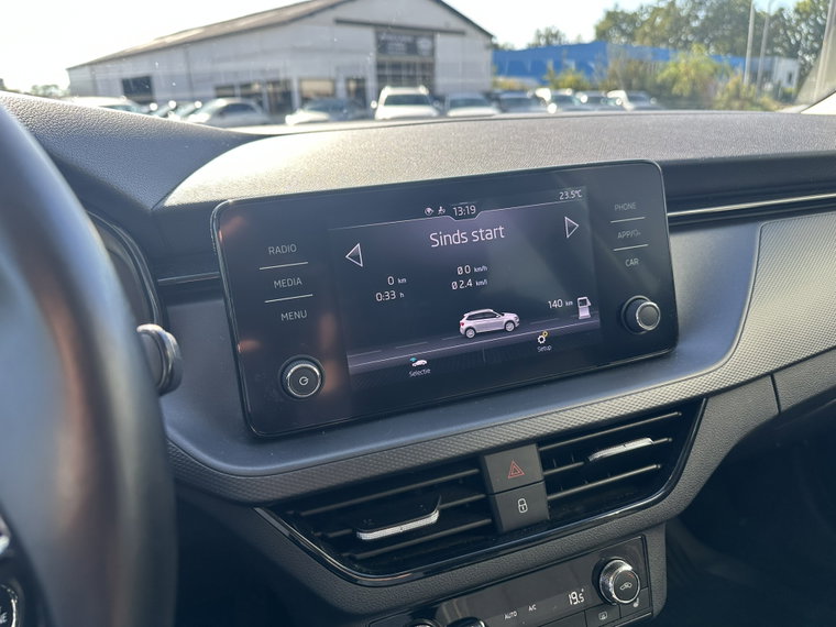 Vehicle Image 53