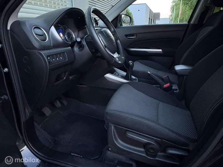 Vehicle Image 14
