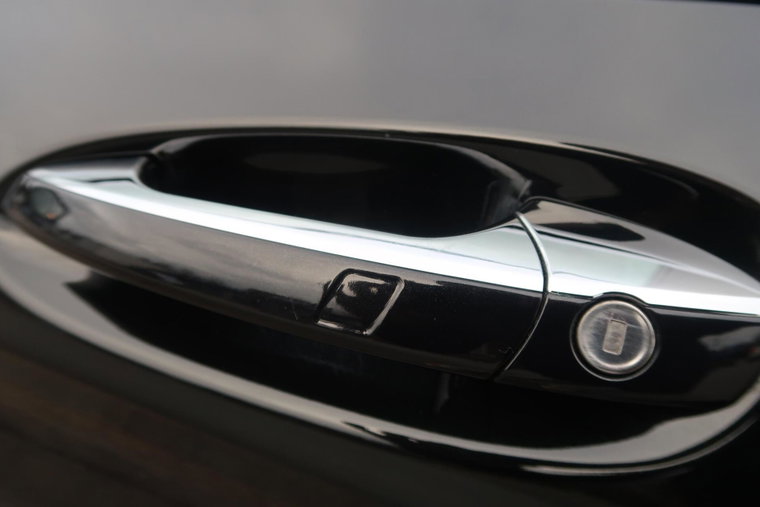 Vehicle Image 48