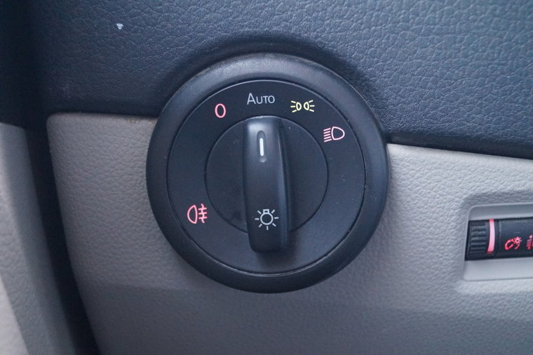 Vehicle Image 27