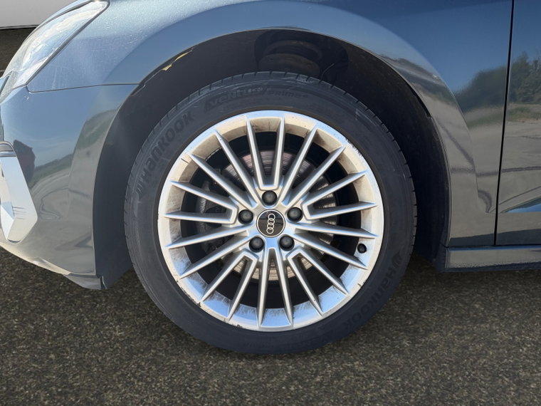 Vehicle Image 20