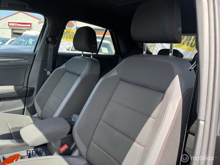 Vehicle Image 37