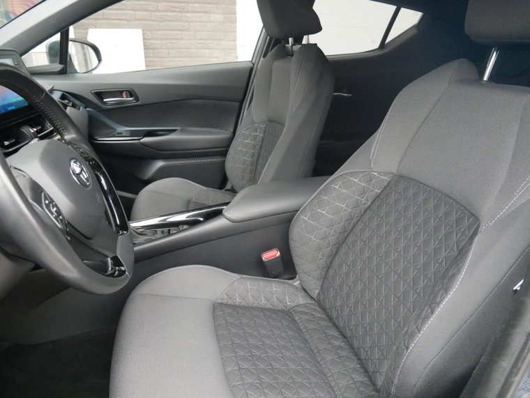 Vehicle Image 23