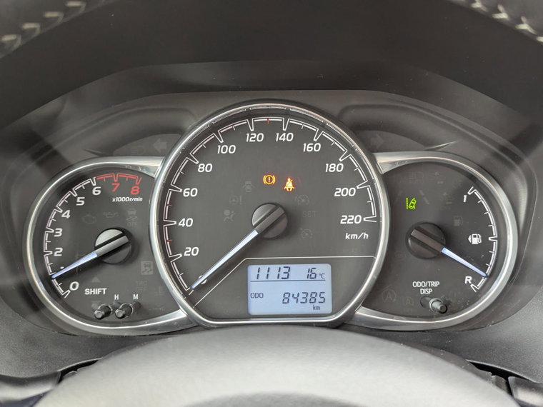Vehicle Image 25
