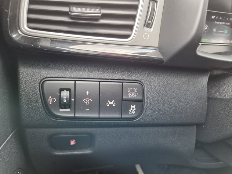 Vehicle Image 29