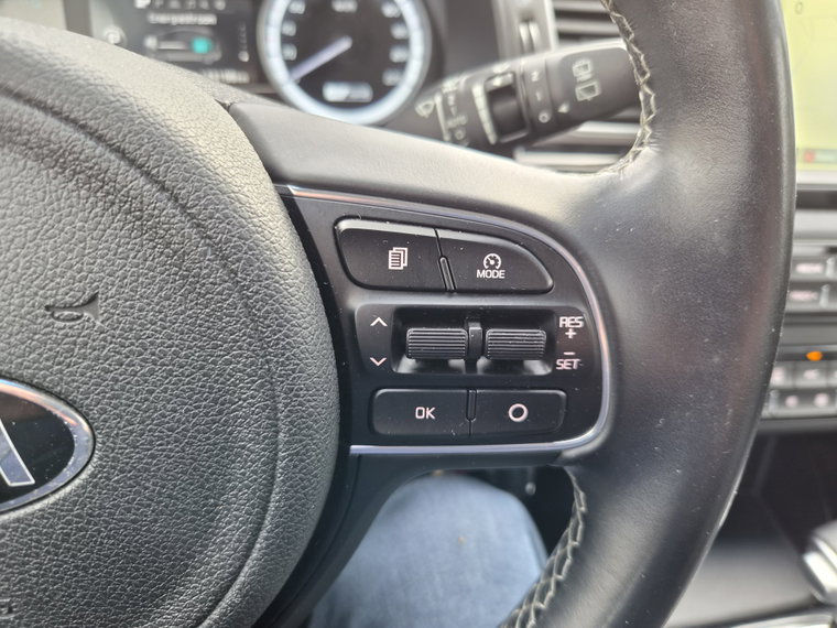 Vehicle Image 33