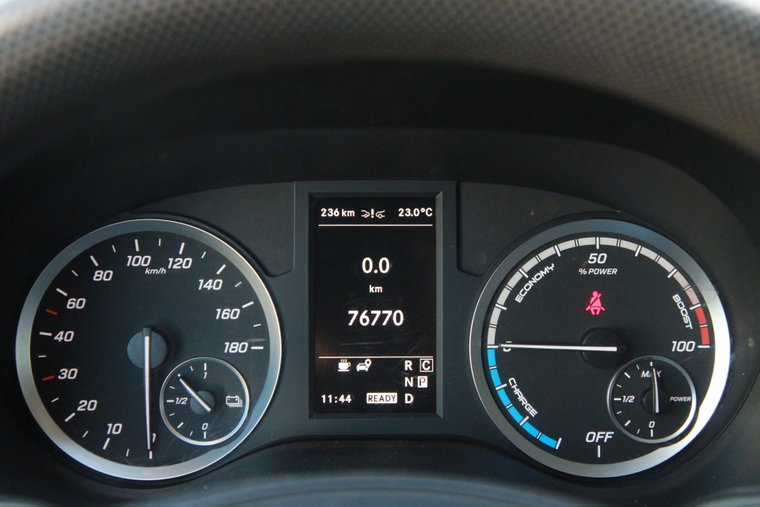 Vehicle Image 12