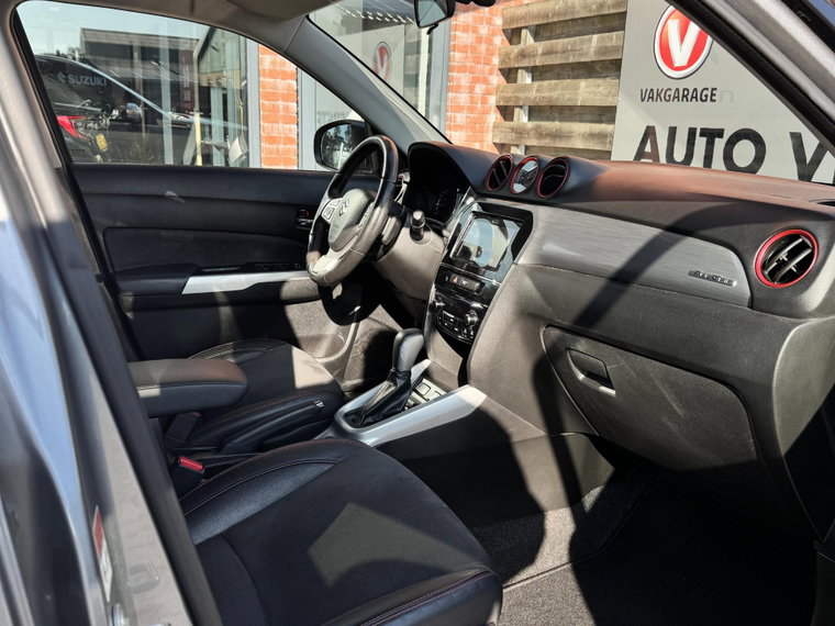 Vehicle Image 15