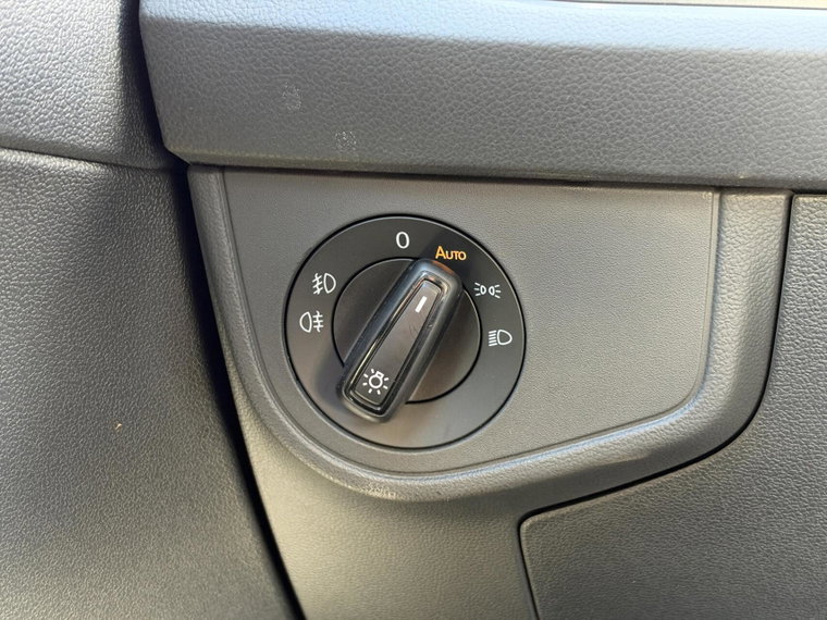Vehicle Image 27
