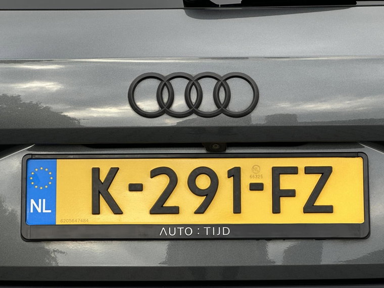 Vehicle Image 35