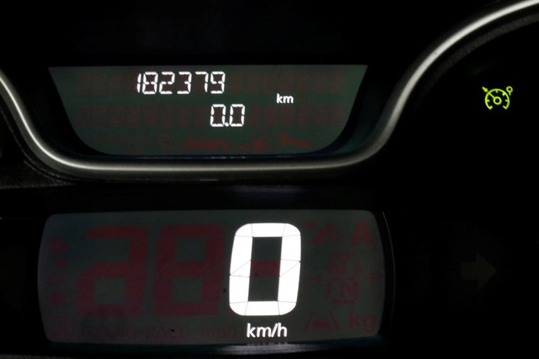 Vehicle Image 16