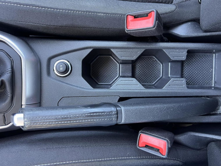 Vehicle Image 28