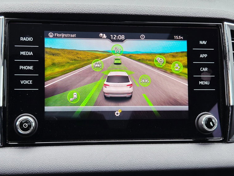 Vehicle Image 36