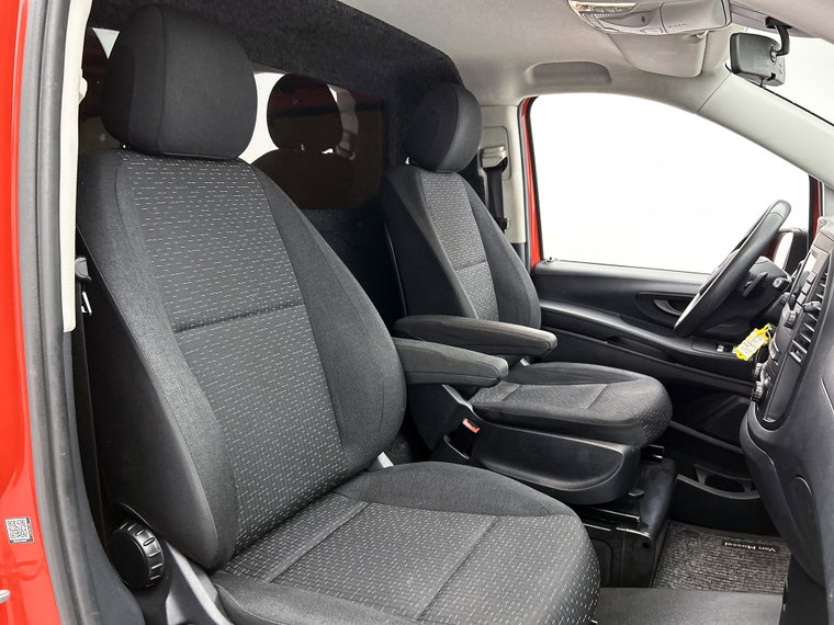 Vehicle Image 37