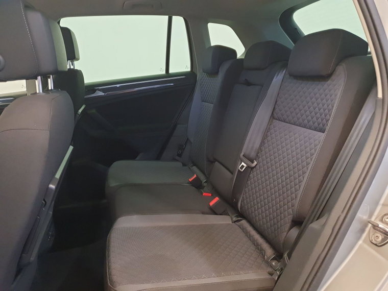 Vehicle Image 26