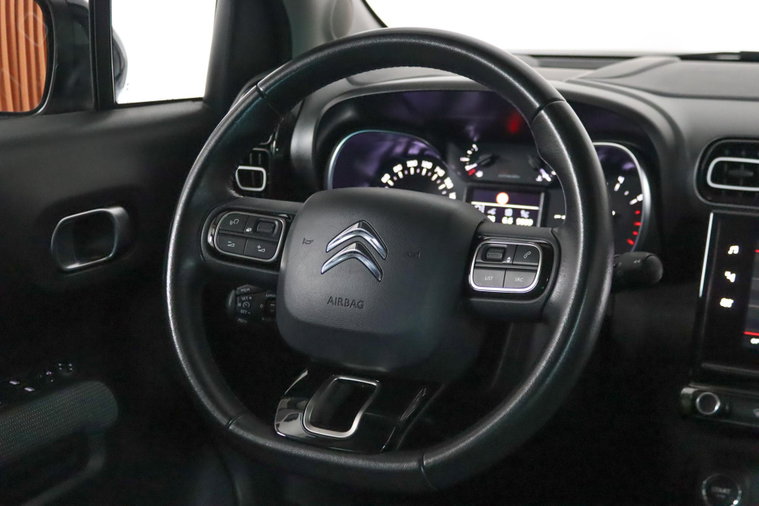 Vehicle Image 41