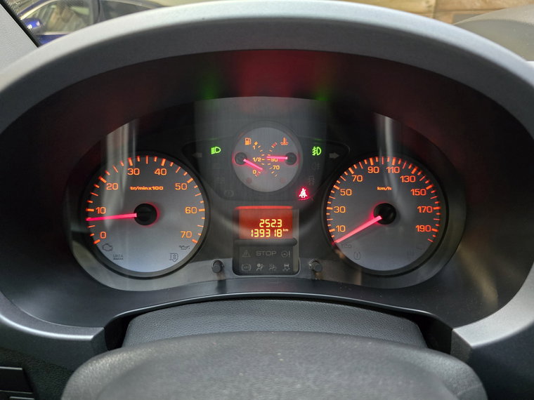 Vehicle Image 12