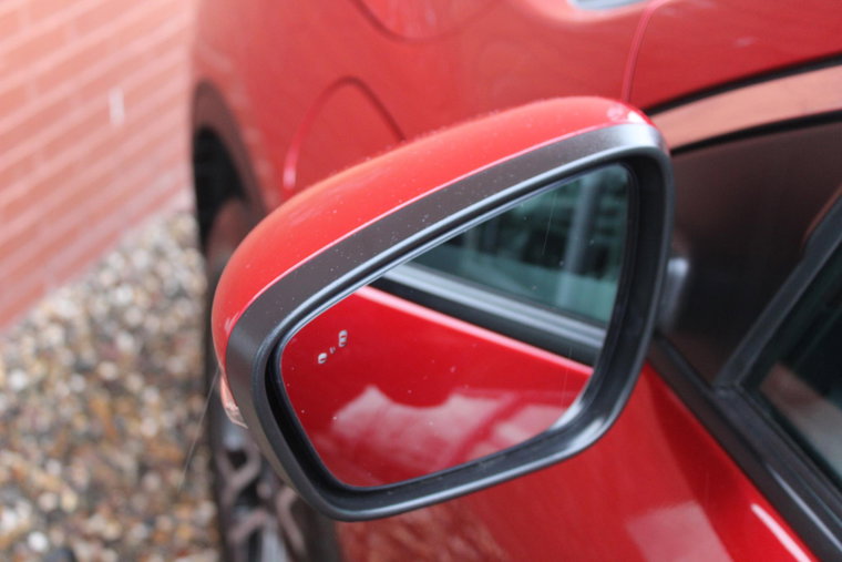 Vehicle Image 32