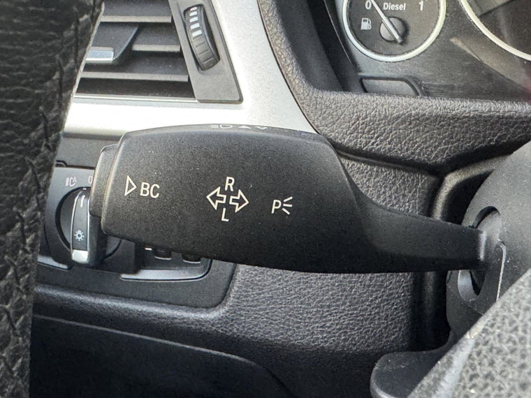 Vehicle Image 34
