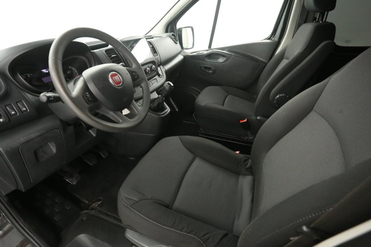 Vehicle Image 26