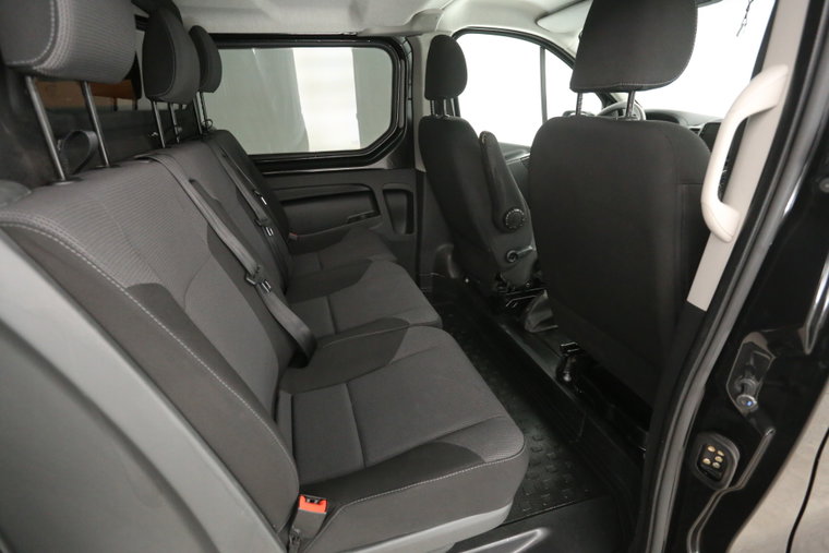 Vehicle Image 28