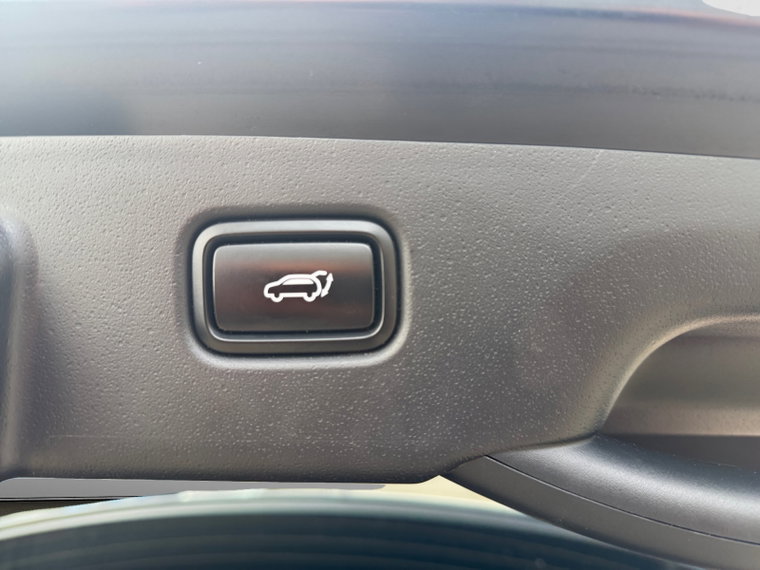 Vehicle Image 28