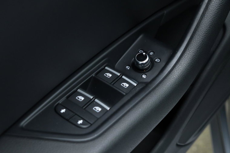 Vehicle Image 45