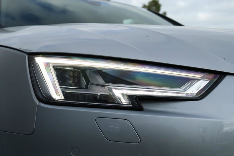 Vehicle Image 11
