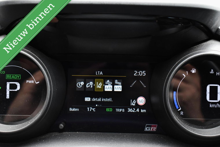 Vehicle Image 16
