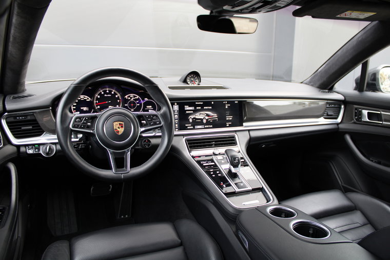 Vehicle Image 15
