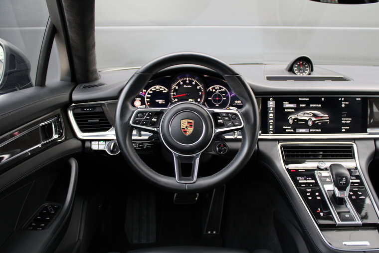 Vehicle Image 24