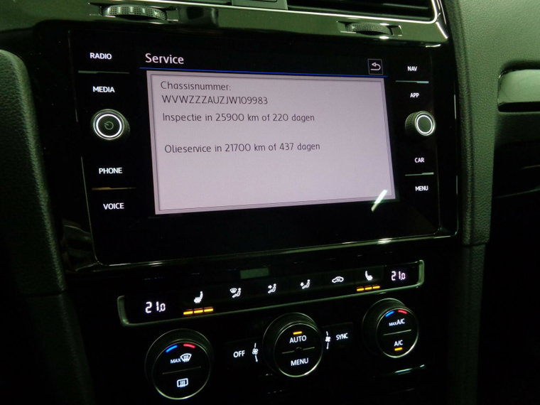 Vehicle Image 24