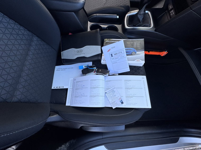 Vehicle Image 31