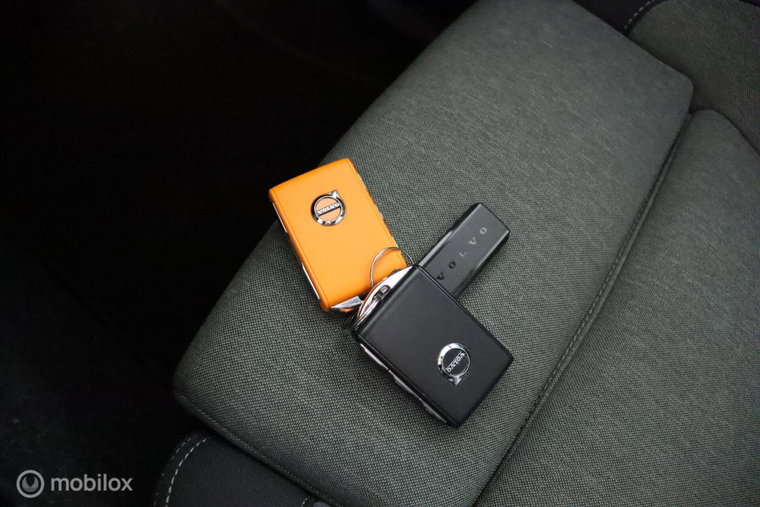 Vehicle Image 48