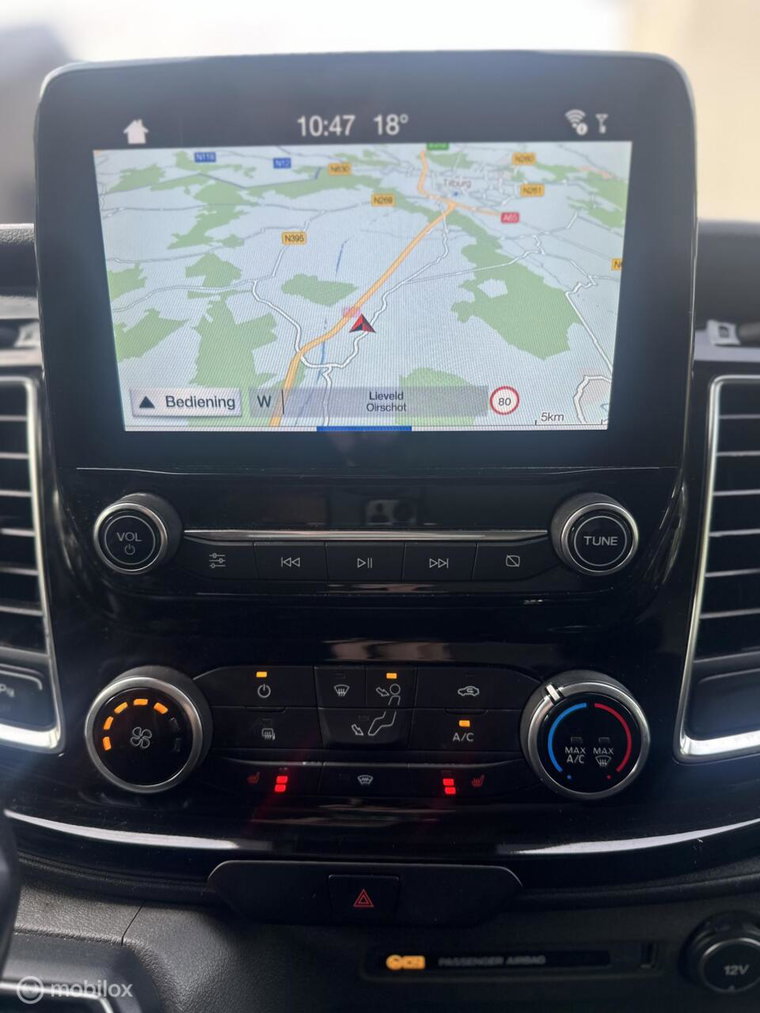 Vehicle Image 31