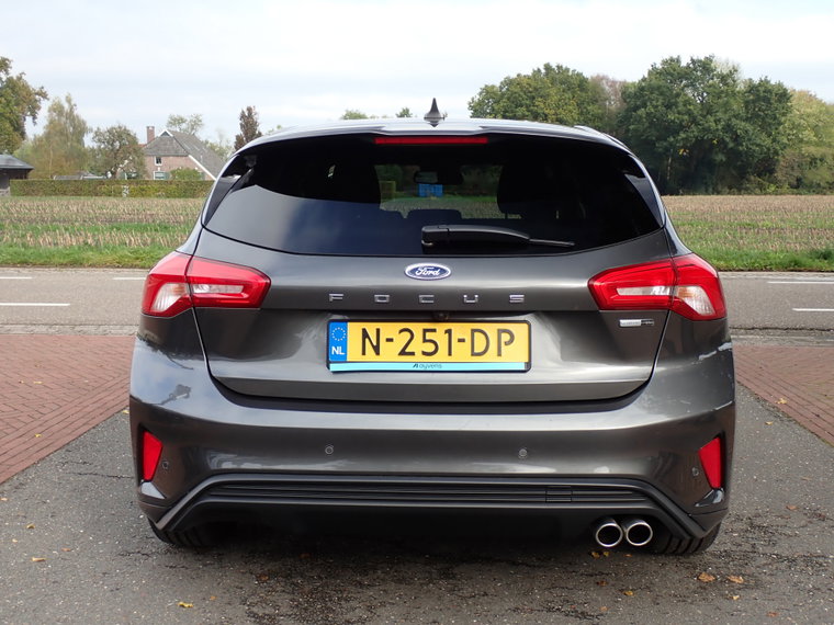 Vehicle Image 28