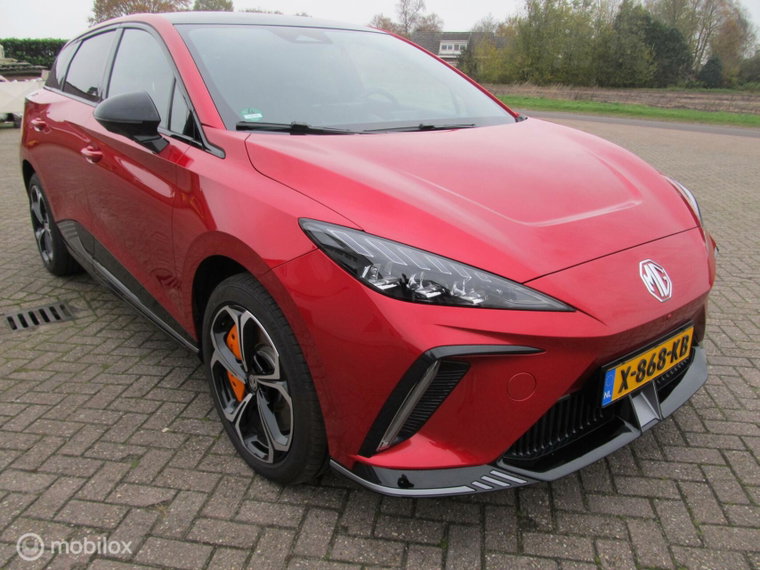 Vehicle Image 35