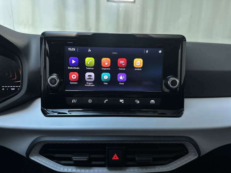 Vehicle Image 11