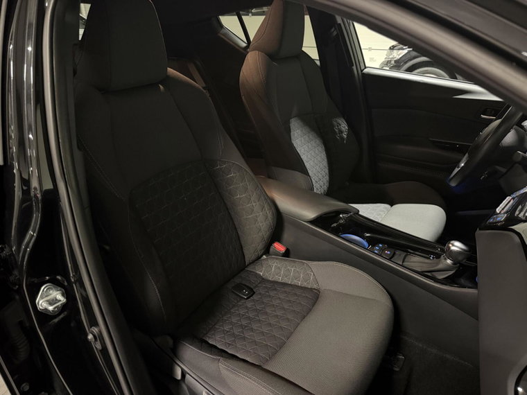 Vehicle Image 31