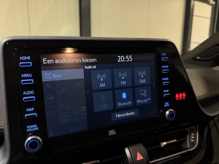 Vehicle Image 37