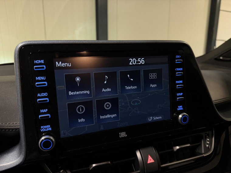 Vehicle Image 38