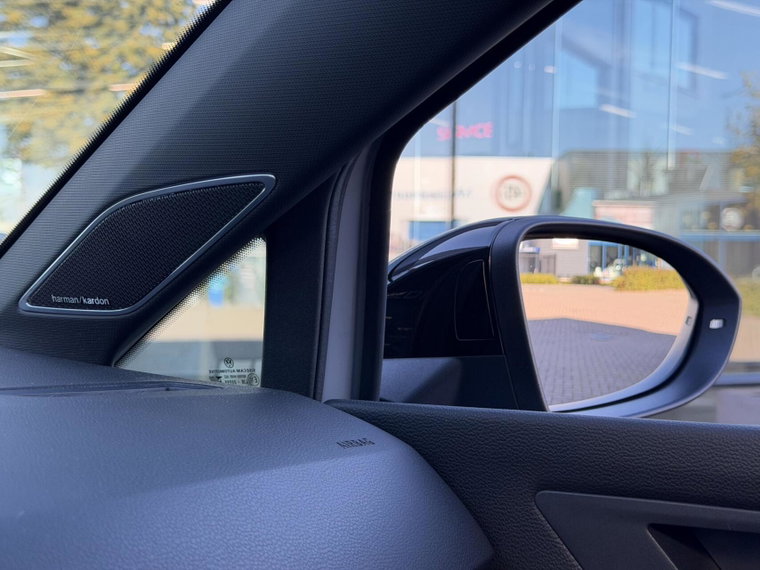 Vehicle Image 39