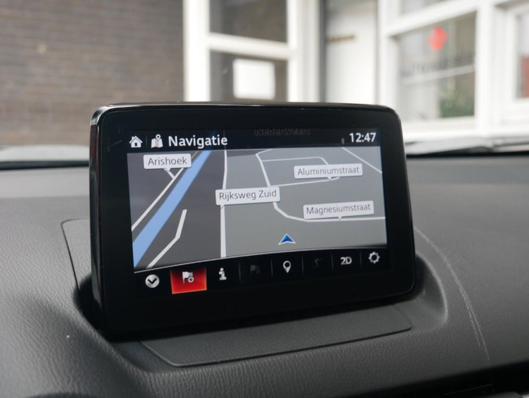 Vehicle Image 6