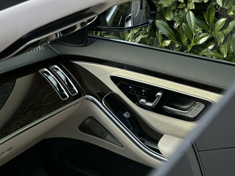 Vehicle Image 36