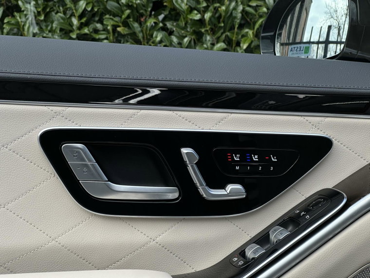 Vehicle Image 48