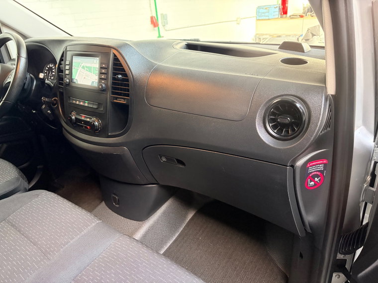 Vehicle Image 40