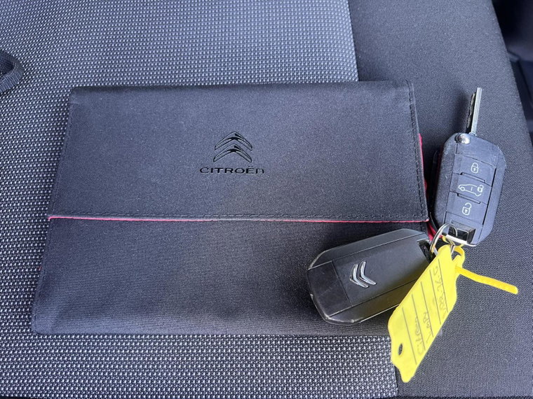 Vehicle Image 31
