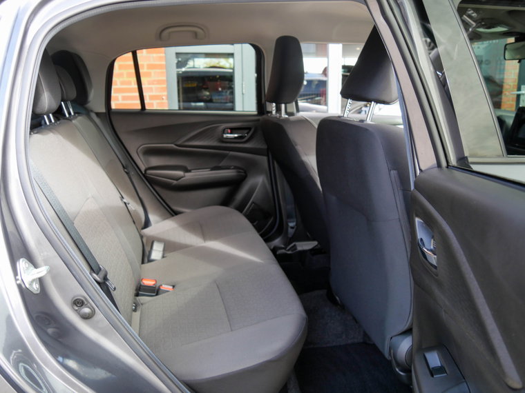Vehicle Image 16
