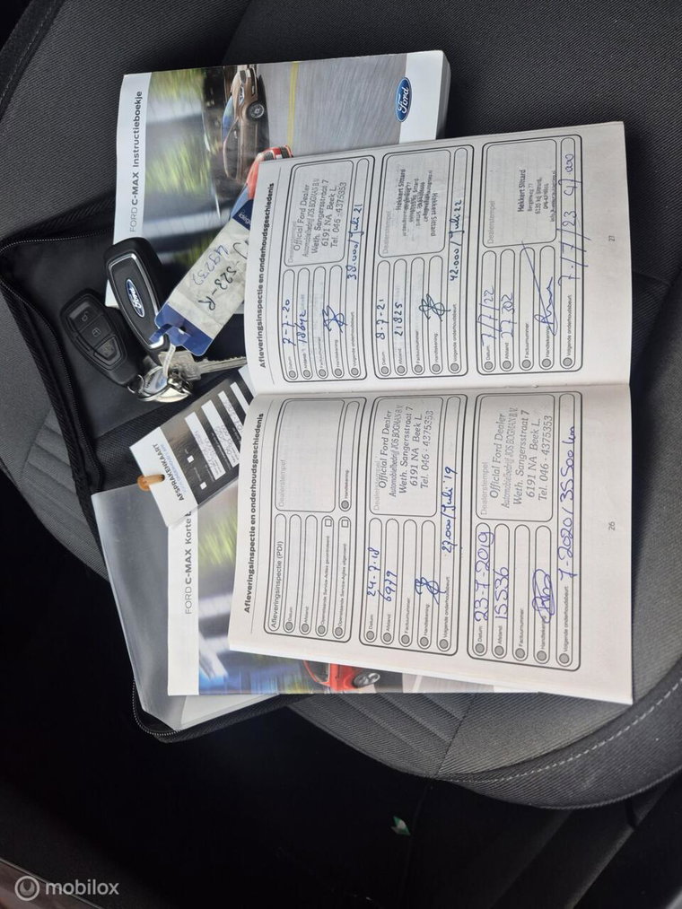 Vehicle Image 16